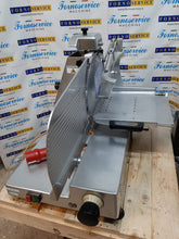 Affettatrice salumi verticale Ø 37 cm  usato